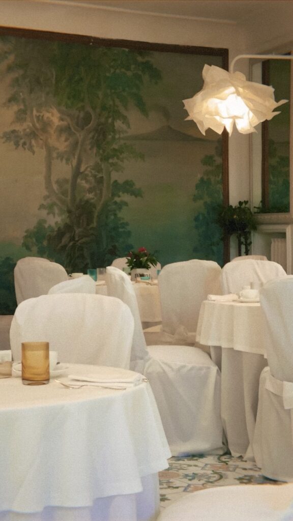 The restaurant inside of La Cocumella.